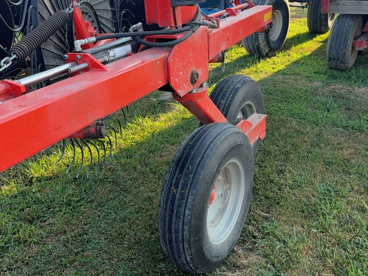 2019-kuhn-sr600-image-15