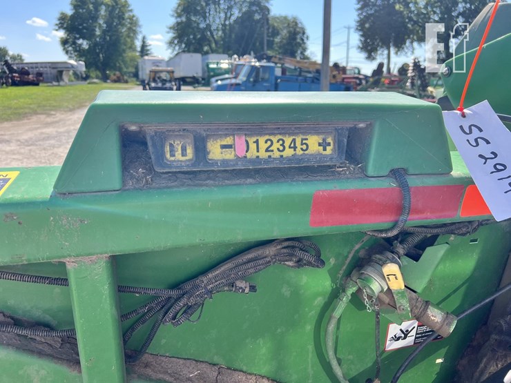 2000-john-deere-893-image-18