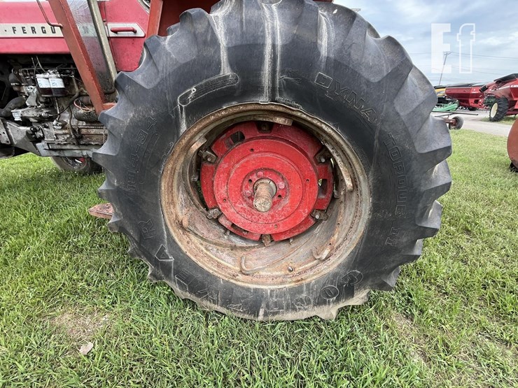 massey-ferguson-1130-image-13