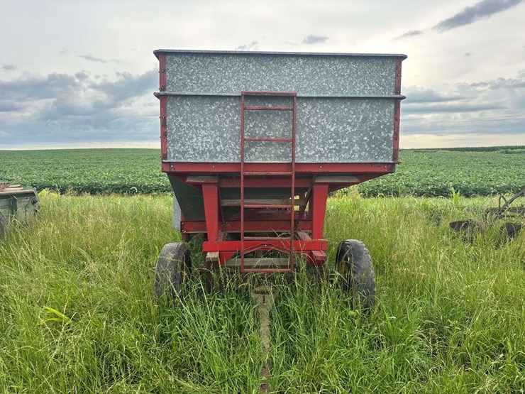 heider-gravity-box-and-john-deere-running-gear-image-2