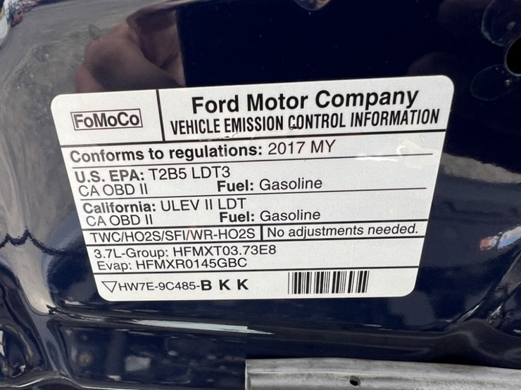 2017-ford-explorer-image-14