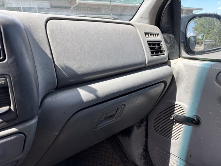 2001-ford-f350-xl-image-44