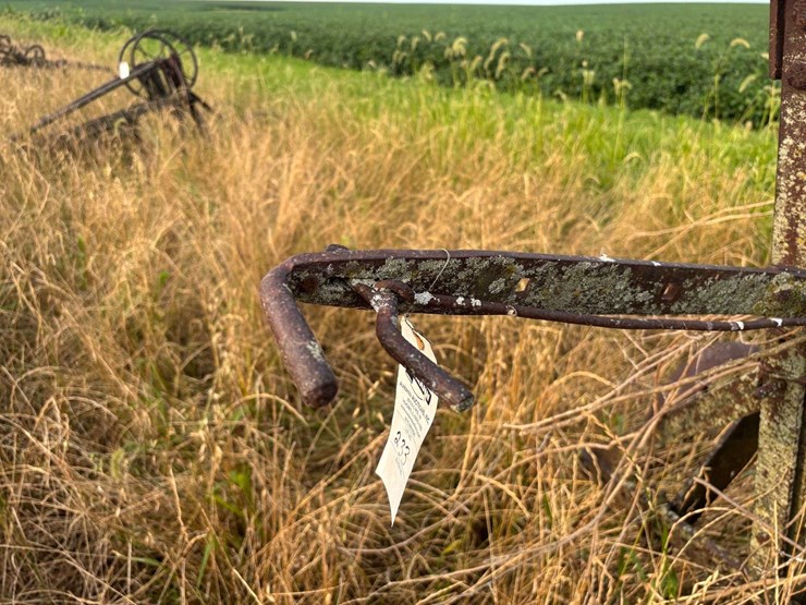 1-bottom-14”-plow-image-17