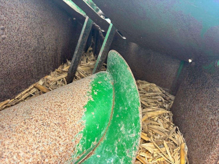 john-deere-baler-image-9