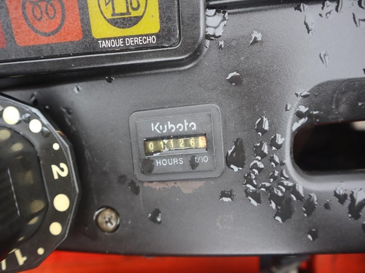 kubota-zd326-image-17