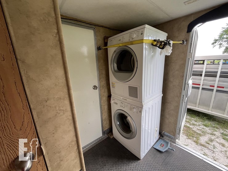 2008-keystone-rv-co-raptor-3712ts-image-16