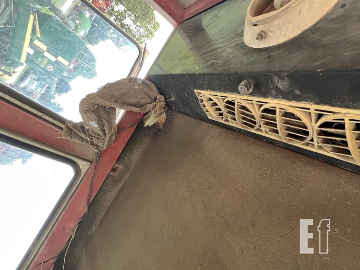 massey-ferguson-1130-image-24