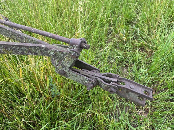 2-bottom-14”-plow-image-21