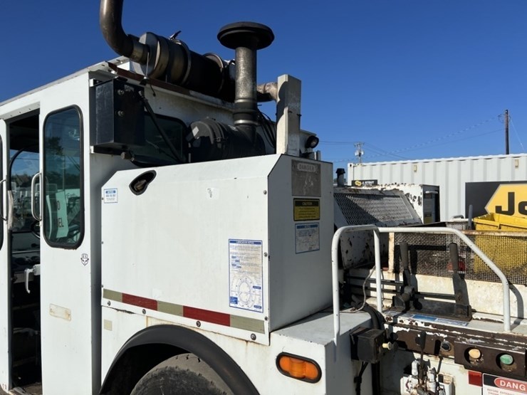 2005-caterpillar-c7-image-15