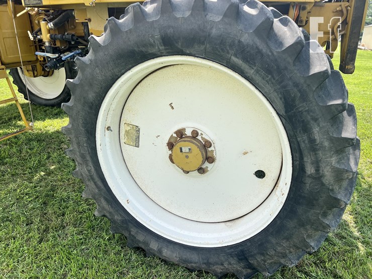 ag-chem-rogator-854-image-36