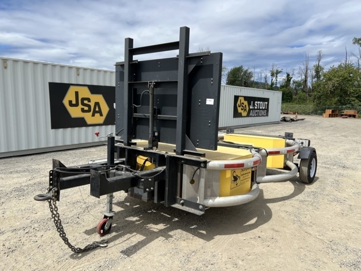 2010-scorpion-tl3-tma-s/a-towable-attenuator-image-1