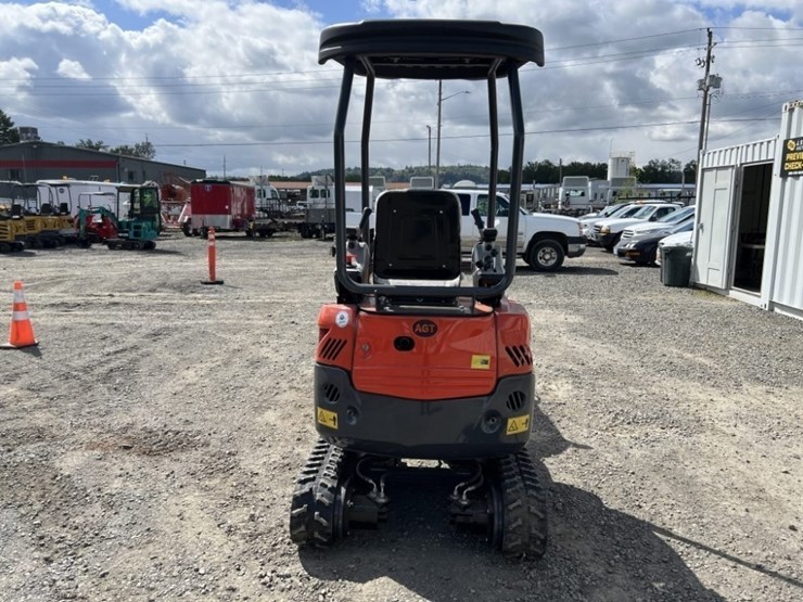 2025-cfg-qk20r-mini-hydraulic-excavator-image-4