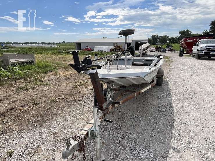 1988-alumacraft-boat-image-3