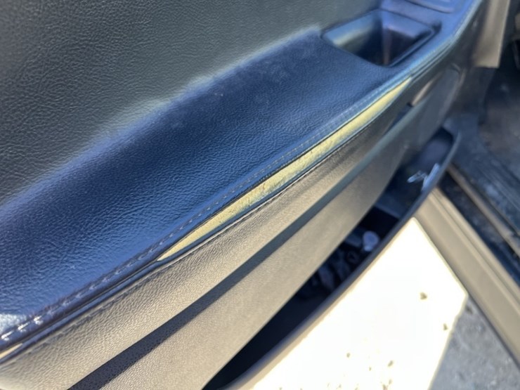 2018-ford-explorer-image-28