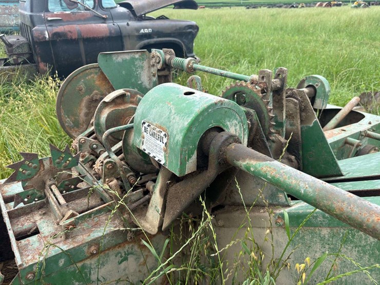 john-deere-baler-image-16