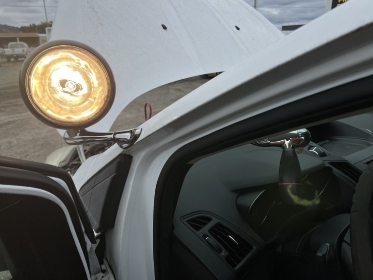 2013-ford-escape-image-29