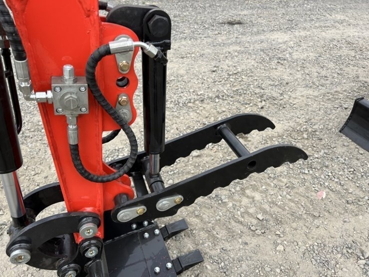 2025-tpm-16-mini-hydraulic-excavator-image-12