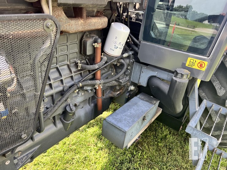 2005-kubota-m125x-image-33