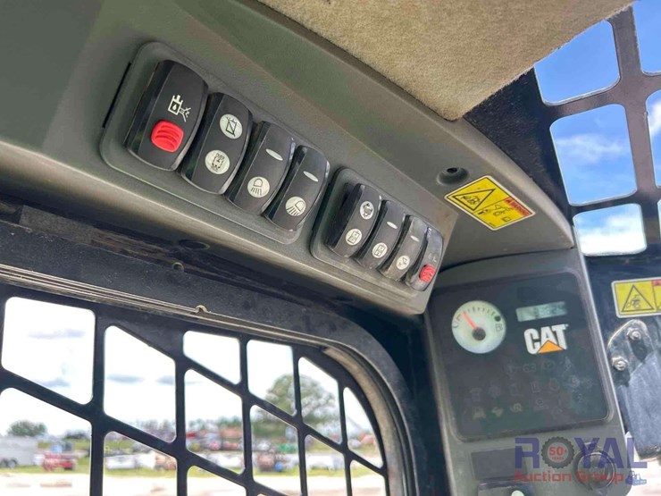 caterpillar-279c-image-11