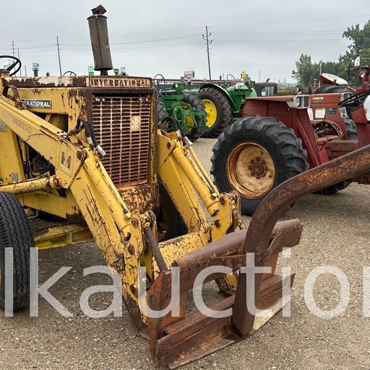 1349 - IH 3514 INDUSTRIAL (SN# 1541W)