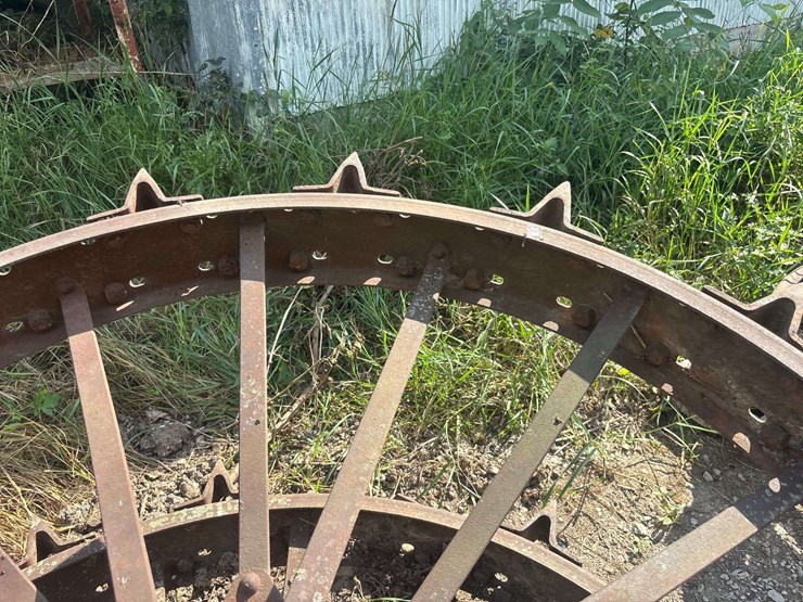(2)-farmall-f-series-steel-wheels-image-6