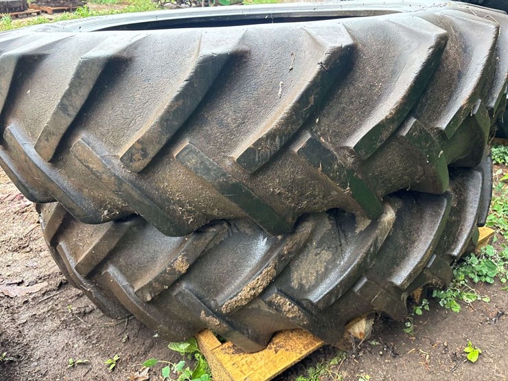 (2)-13.6-38-b.f.-goodrich-tires-image-13