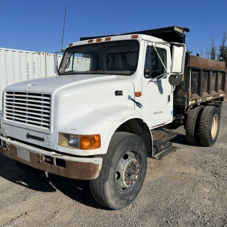2000 INTERNATIONAL 4700