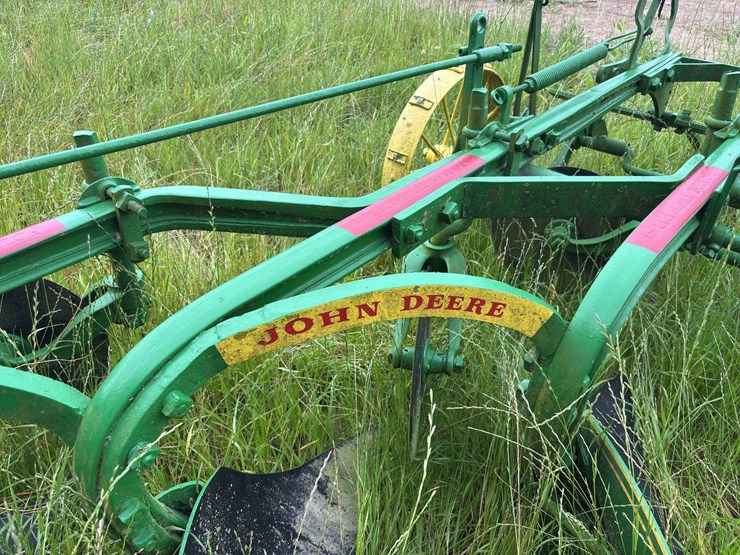 john-deere-14-image-24