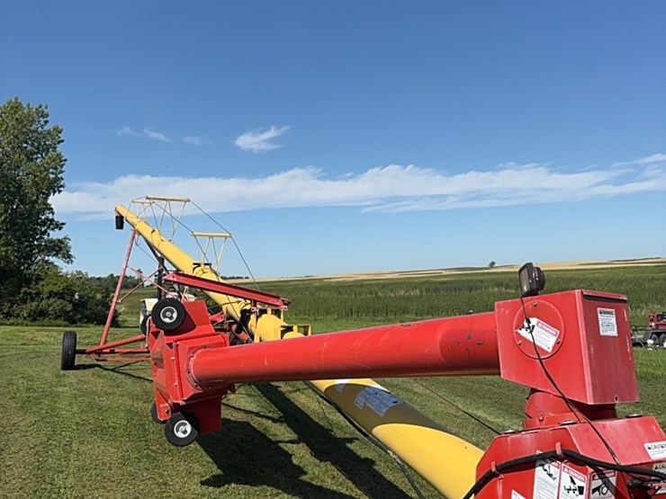 westfield-mk-100–71-auger.-note:-newer-auger,-used-little.-image-2