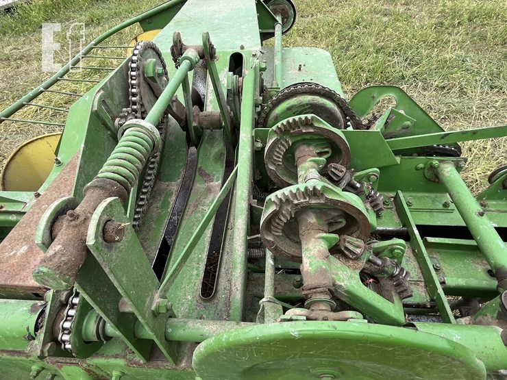 john-deere-24t-image-18