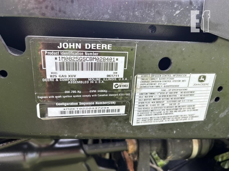 2011-john-deere-gator-xuv-825i-image-15