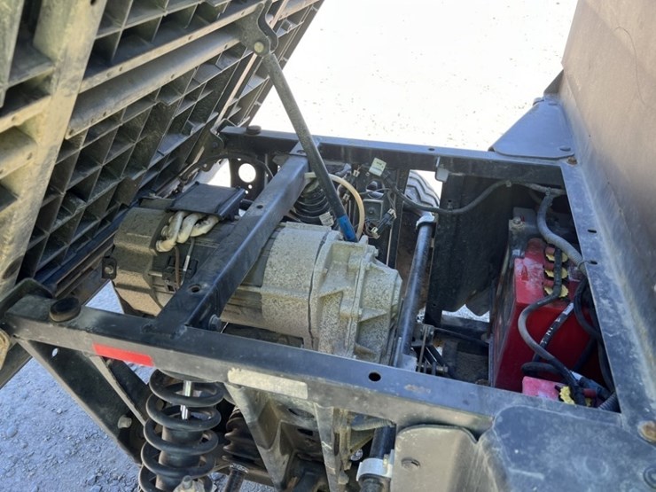 2011-polaris-ranger-400-image-17