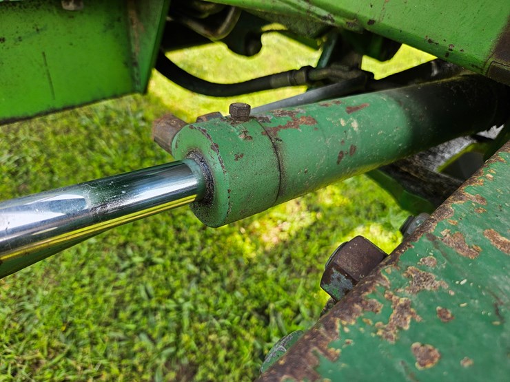 1982-john-deere-2940-image-40