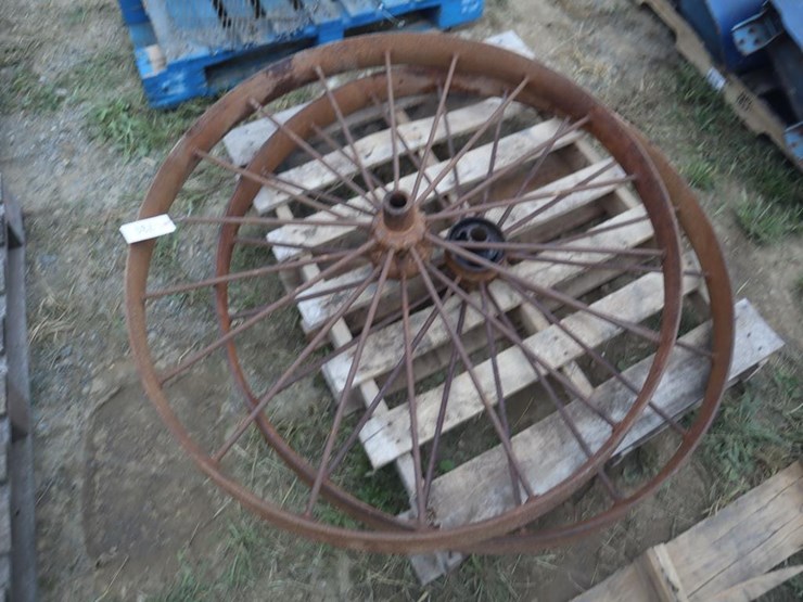 iron-spoke-wheel-image-3