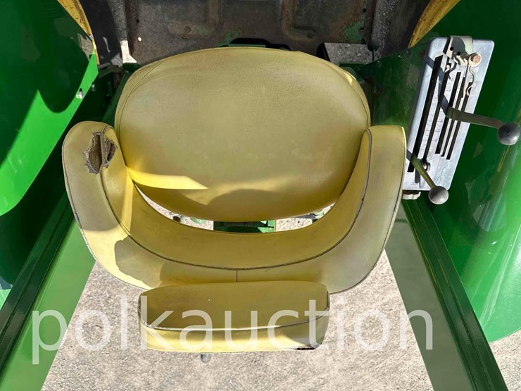 john-deere-4000-image-17