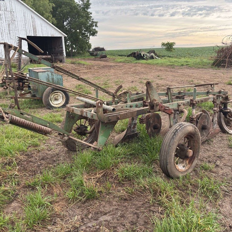 JOHN DEERE 14