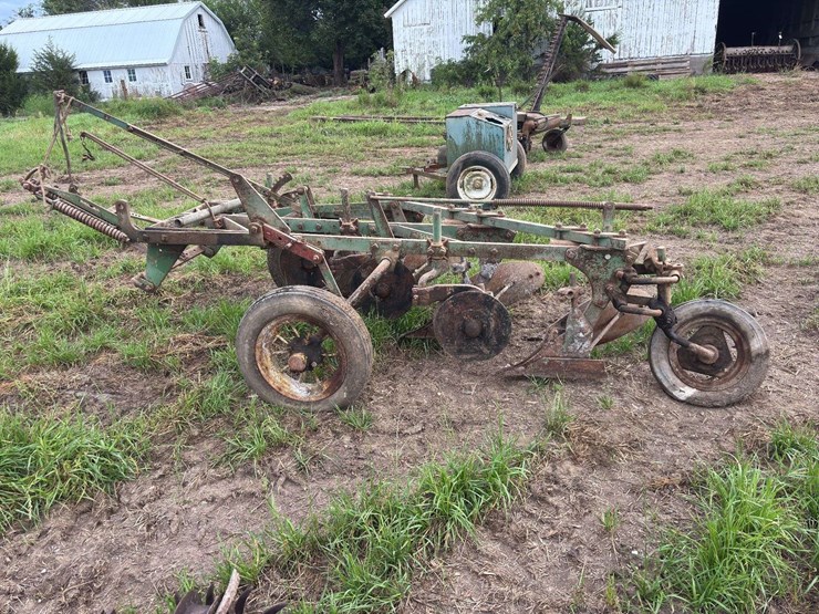 john-deere-14-image-9