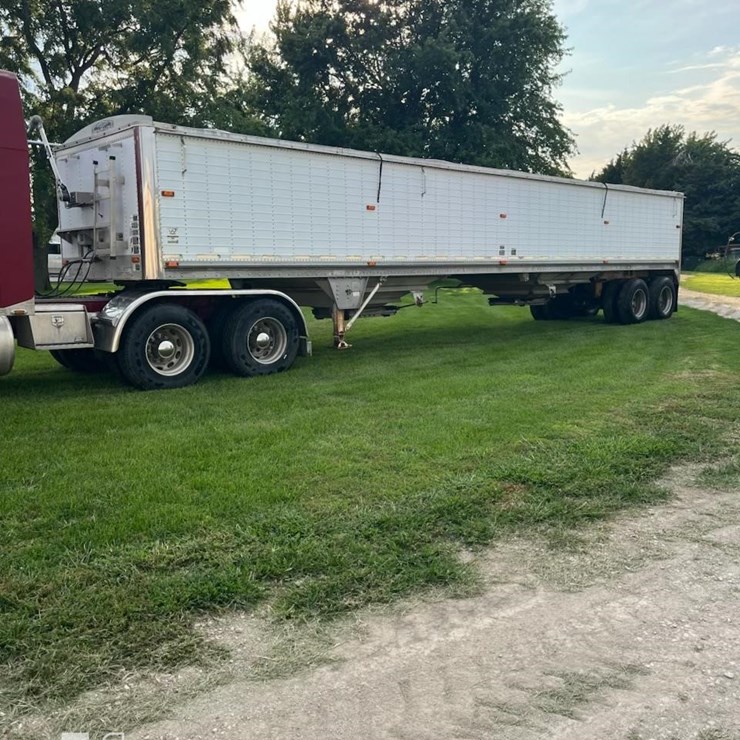 2000 WILSON HOPPER