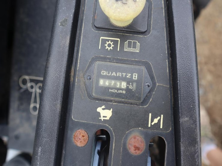 toro-zero-turn-mower-image-13