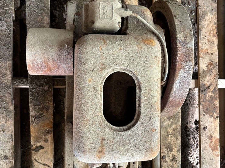 1-1/2-to-2-1/2-hp-international-harvester-la-engine-image-5
