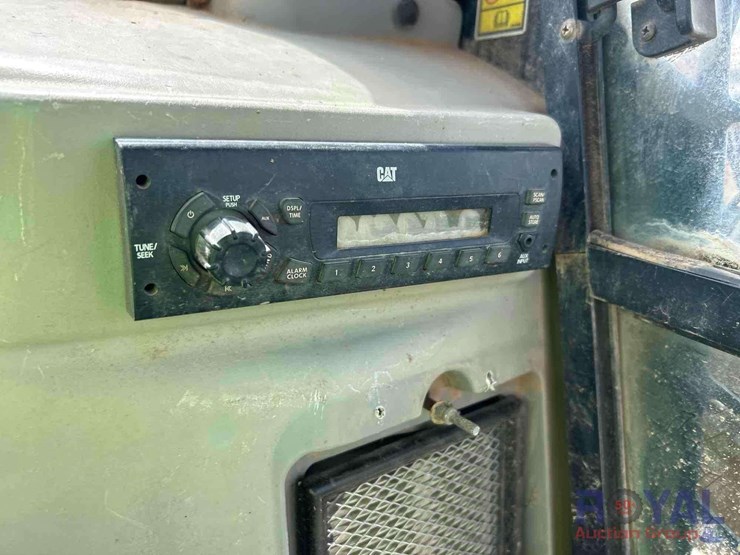 caterpillar-279c-image-16