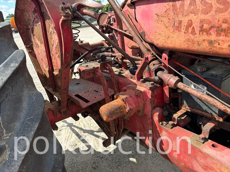 massey-ferguson-44-image-12