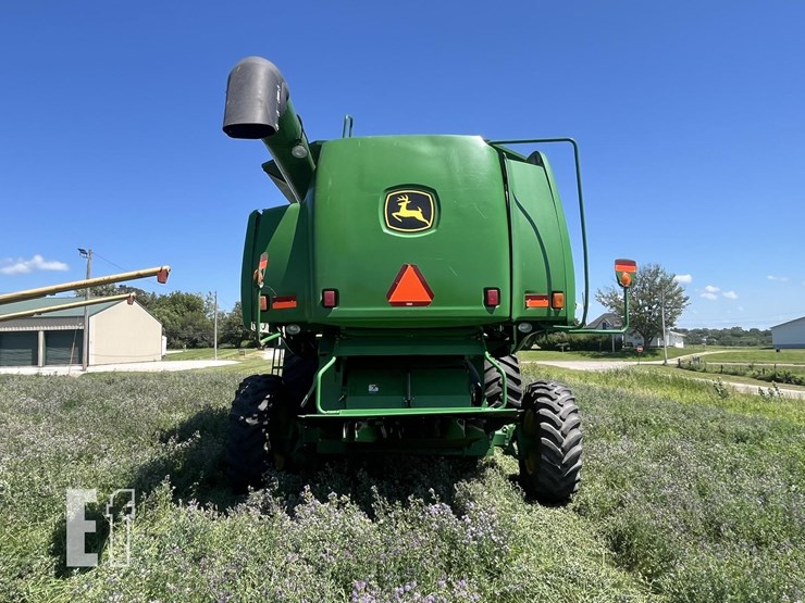 2005-john-deere-9560-sts-image-21