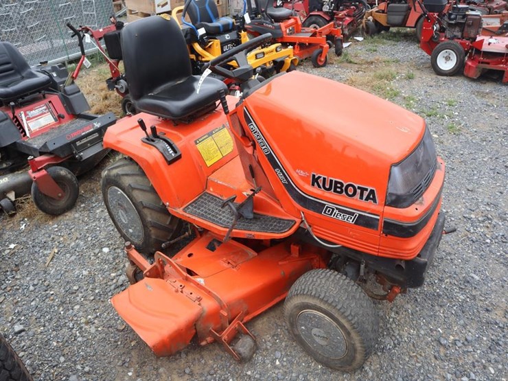 kubota-lawn-tractor-image-1
