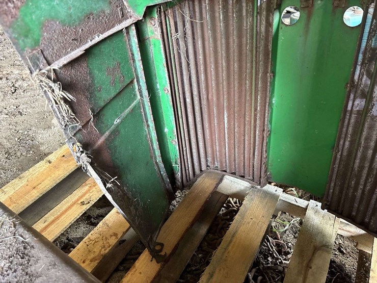 john-deere-720-image-13