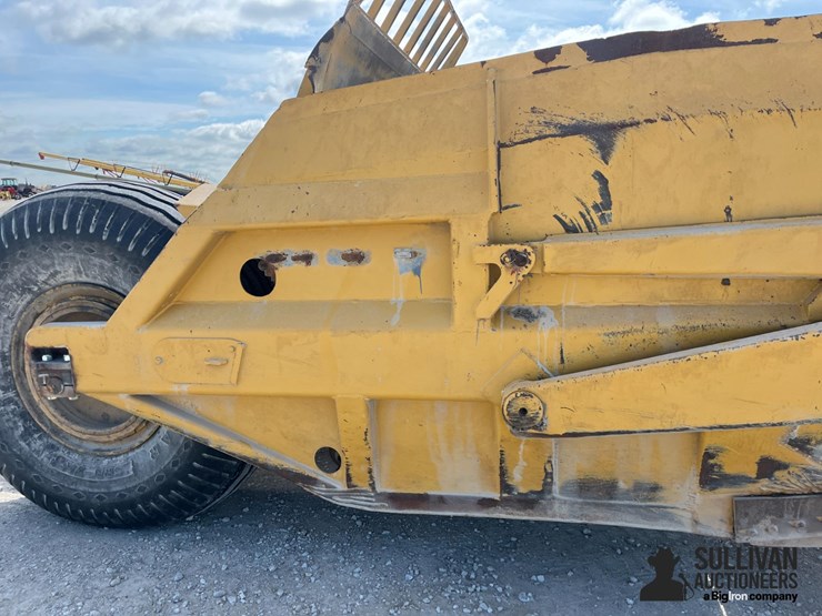 caterpillar-70-image-16