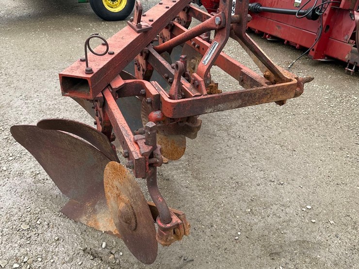 massey-ferguson-4-image-2