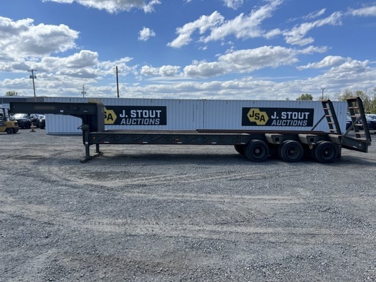 2001-kalyn-29'-tri-axle-goose-neck-trailer-image-7