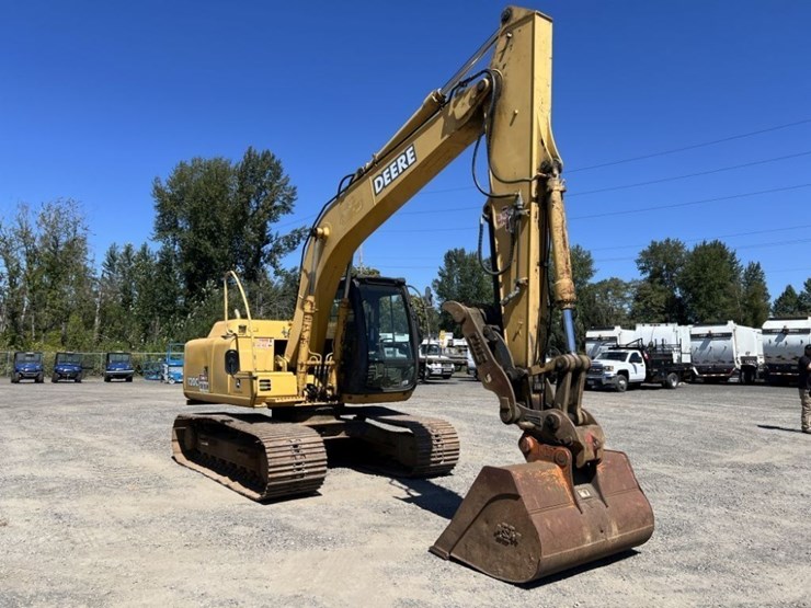 2008-deere-120c-image-2