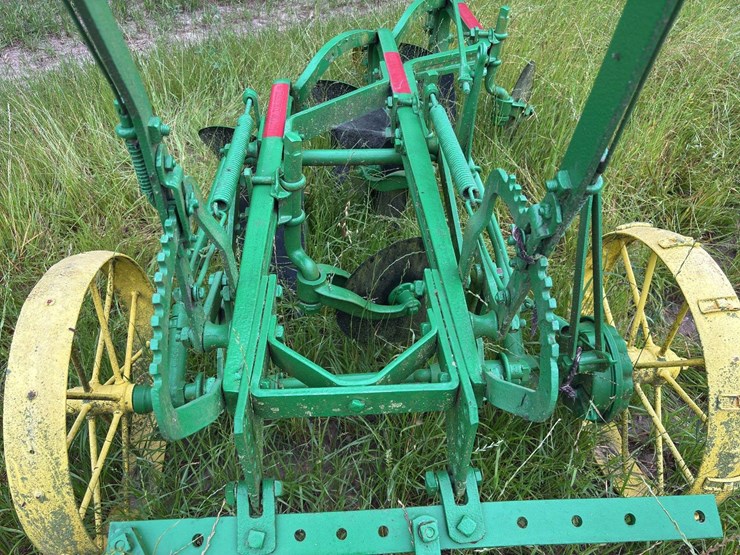 john-deere-14-image-30